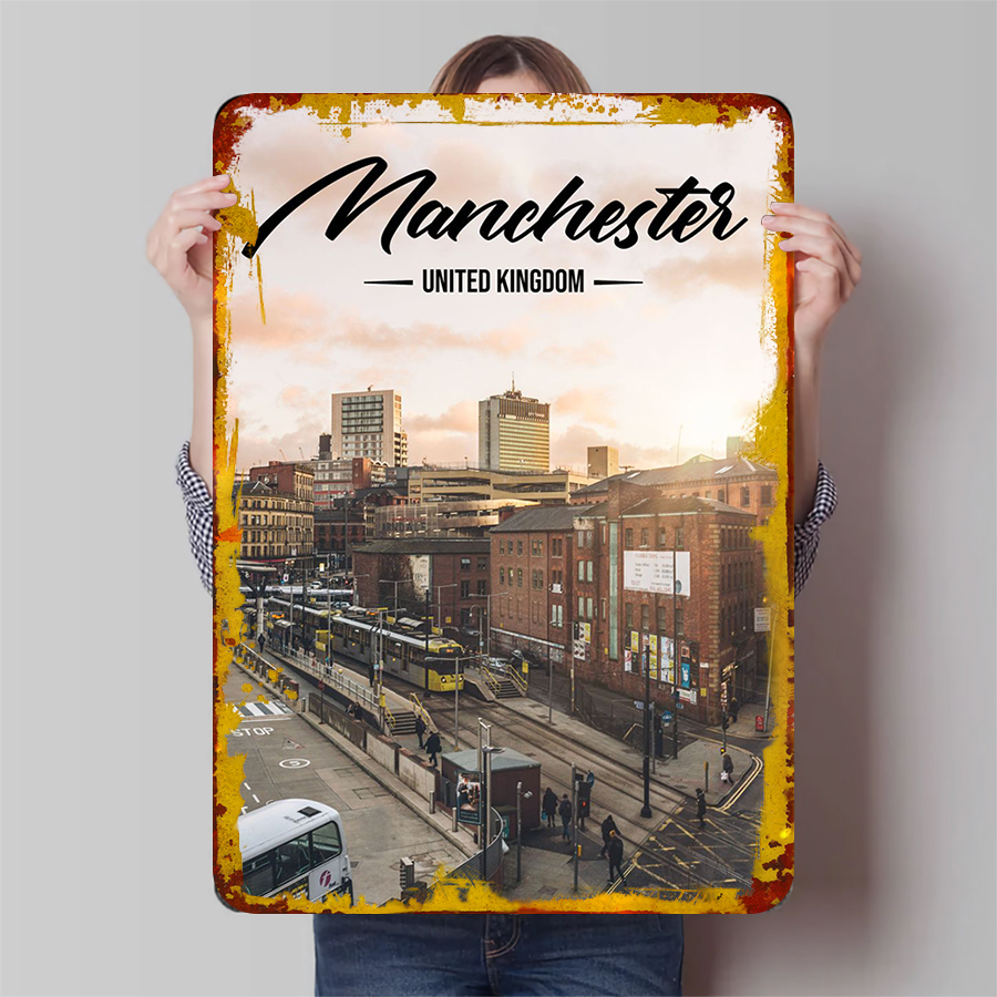 Home Office In Uk - Manchester Skyline UK Metal Wall Art